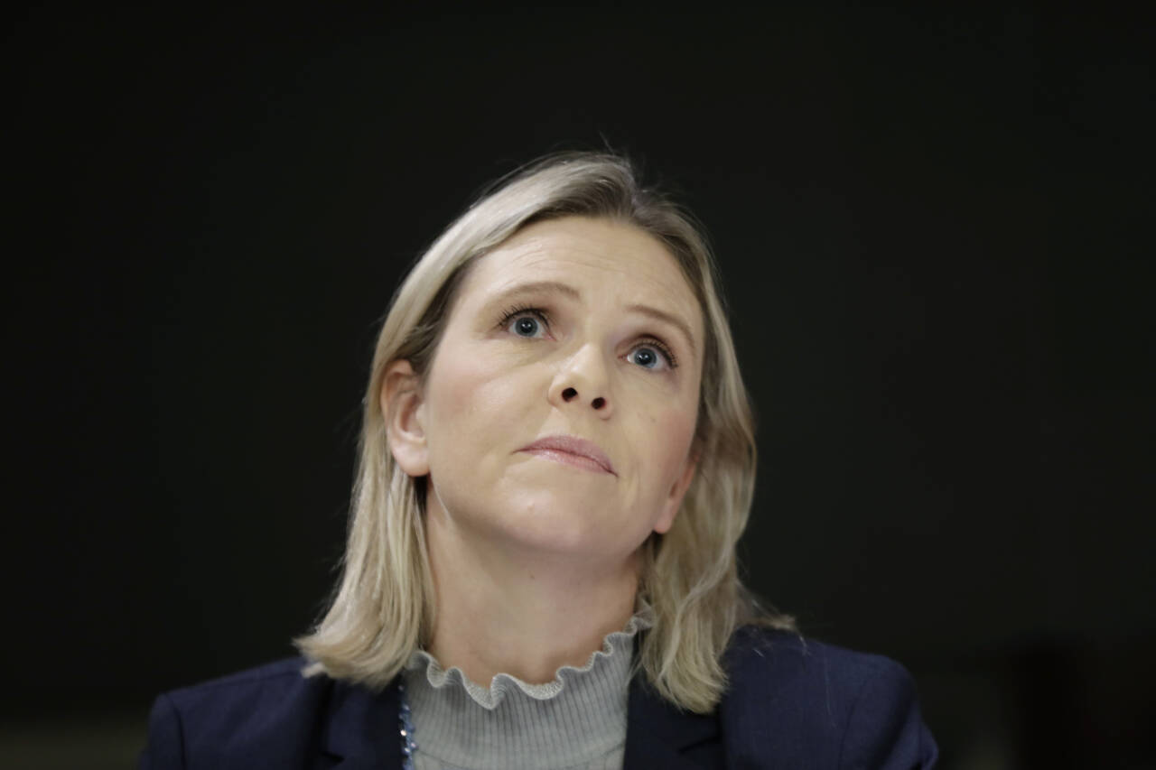 Frps nestleder og finanspolitiske talsperson Sylvi Listhaug forventer at regjeringen har ytterligere styrket krisetiltakene som opposisjonen la på bordet forrige uke. Arkivfoto: Berit Roald / NTB