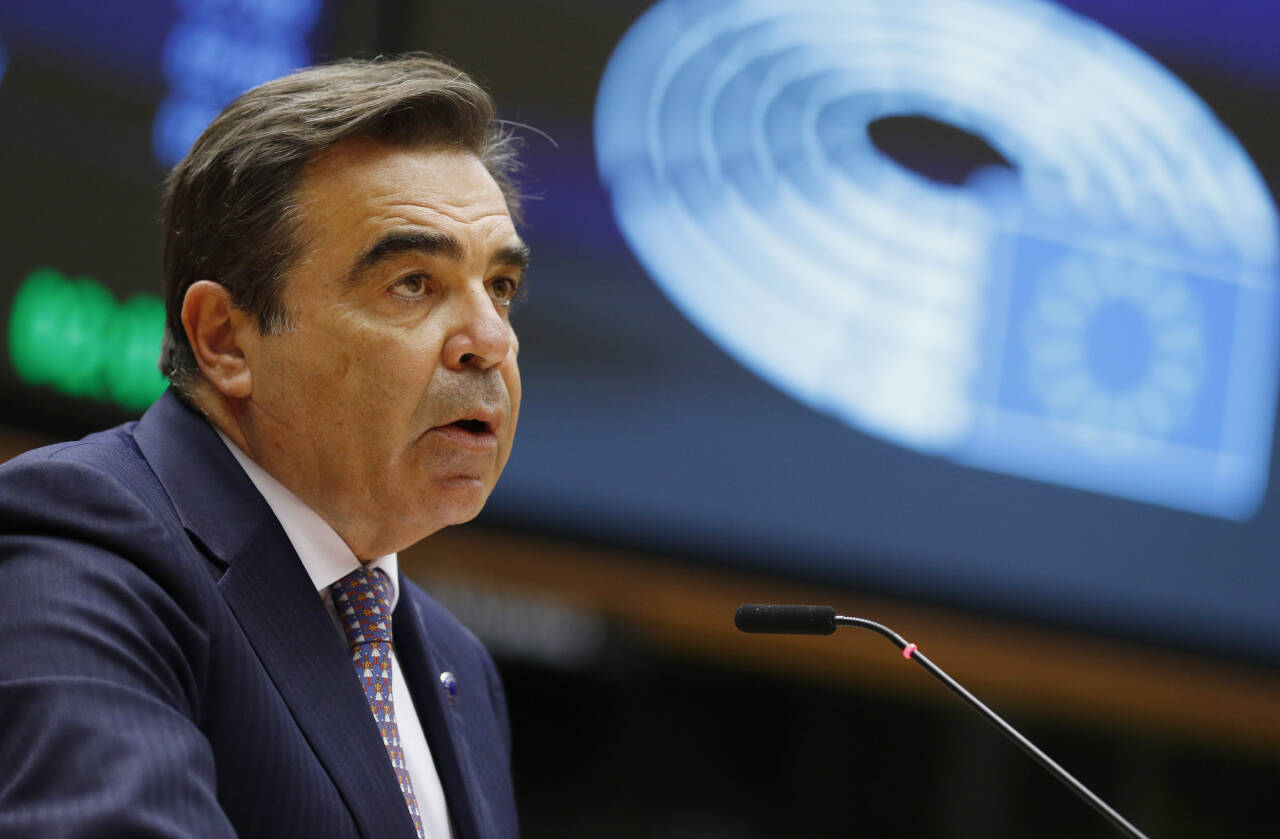 Visepresident Margaritis Schinas har overordnet ansvar for «å fremme den europeiske levemåten» og sier bevegelsesfriheten i Schengen-området er en vesentlig del av dette. Arkivfoto: Johanna Geron / AP / NTB