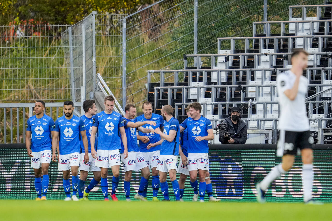 Molde-spillerne jubler for 3-2. Foto: Ole Martin Wold / NTB