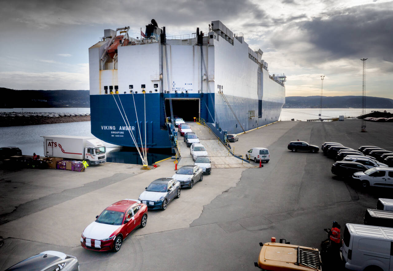 LANG REKKE: Etter forsinkelser grunnet pandemien er Ford nå klare til å levere ut Mustang Mach E til norske kunder. Foto: Importøren