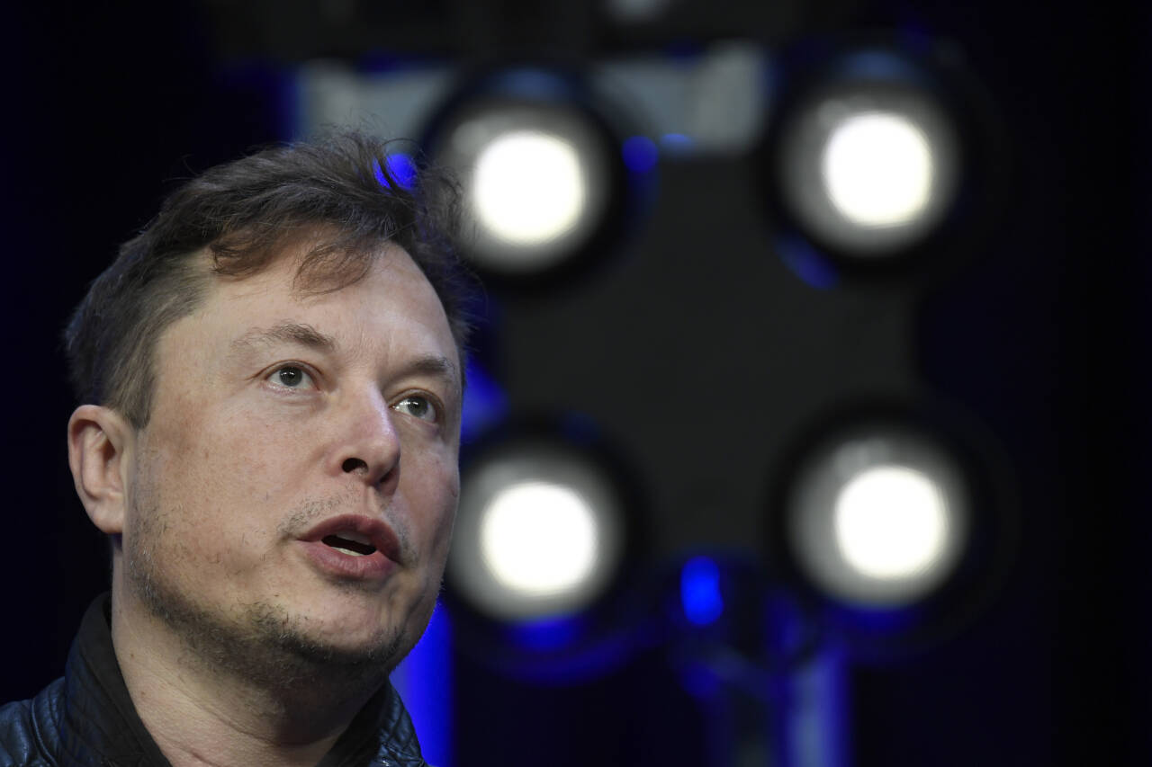 Elon Musk vil ikke lenger investere i bitcoin. Det likte ikke verdensmarkedene. (AP Photo/Susan Walsh, File)