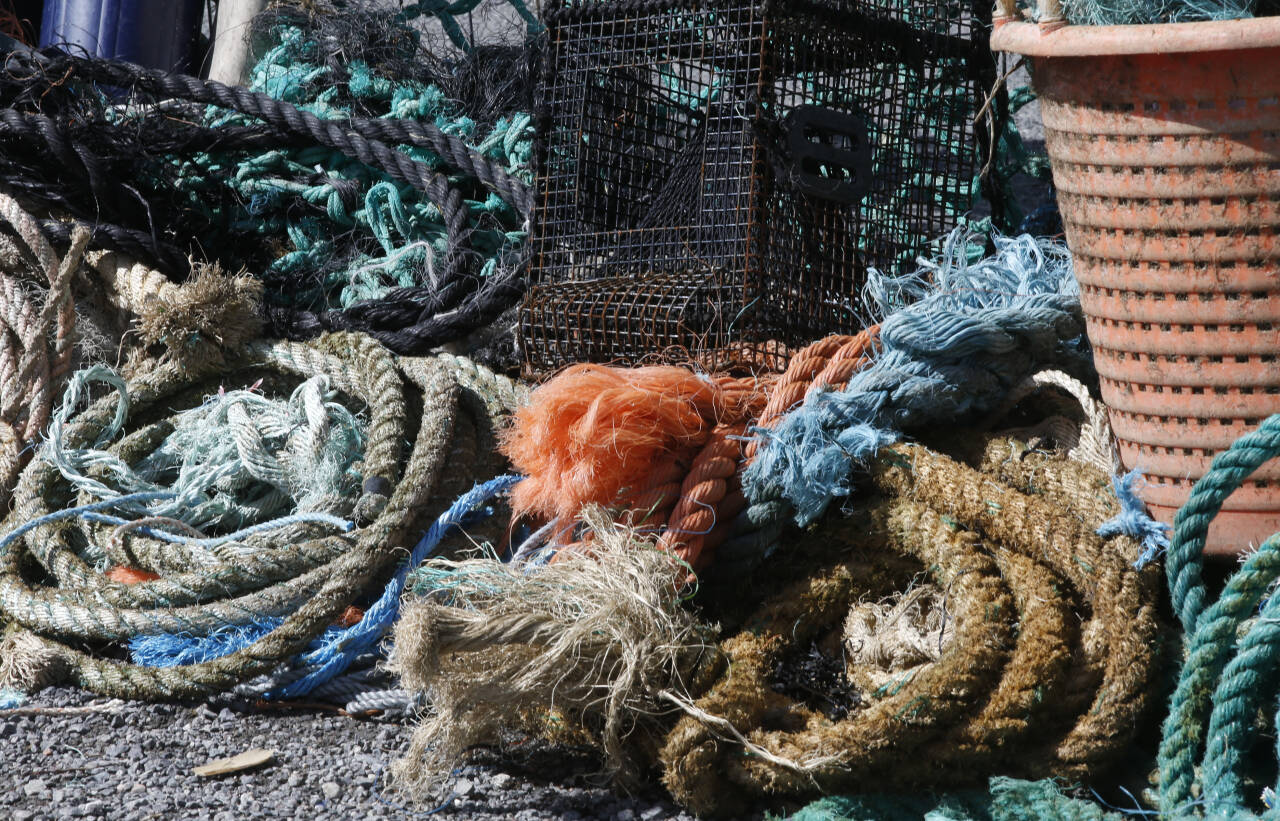 Søppel fra havet stilt ut på Norsk Maritimt Museum. Arkivfoto: Terje Pedersen / NTB