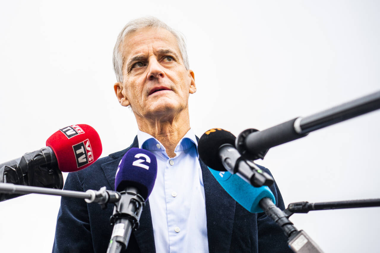 Ap-leder Jonas Gahr Støre sier Ap og Sp vil presentere deres regjeringsplattform onsdag. Foto: Håkon Mosvold Larsen / NTB