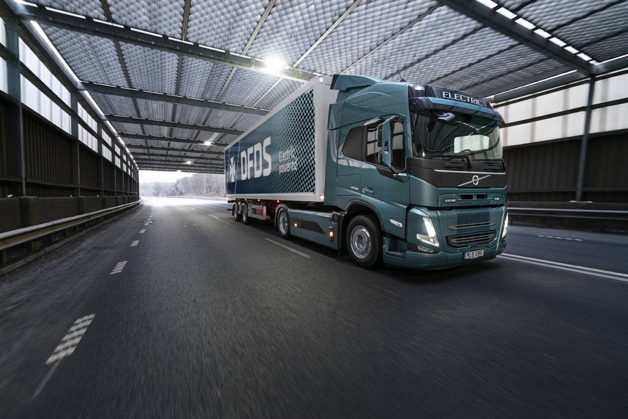 ELTRANSPORT: DFDS har kommet med den største ordren på elektriske lastebiler som Volvo Trucks har mottatt. Foto: Produsenten