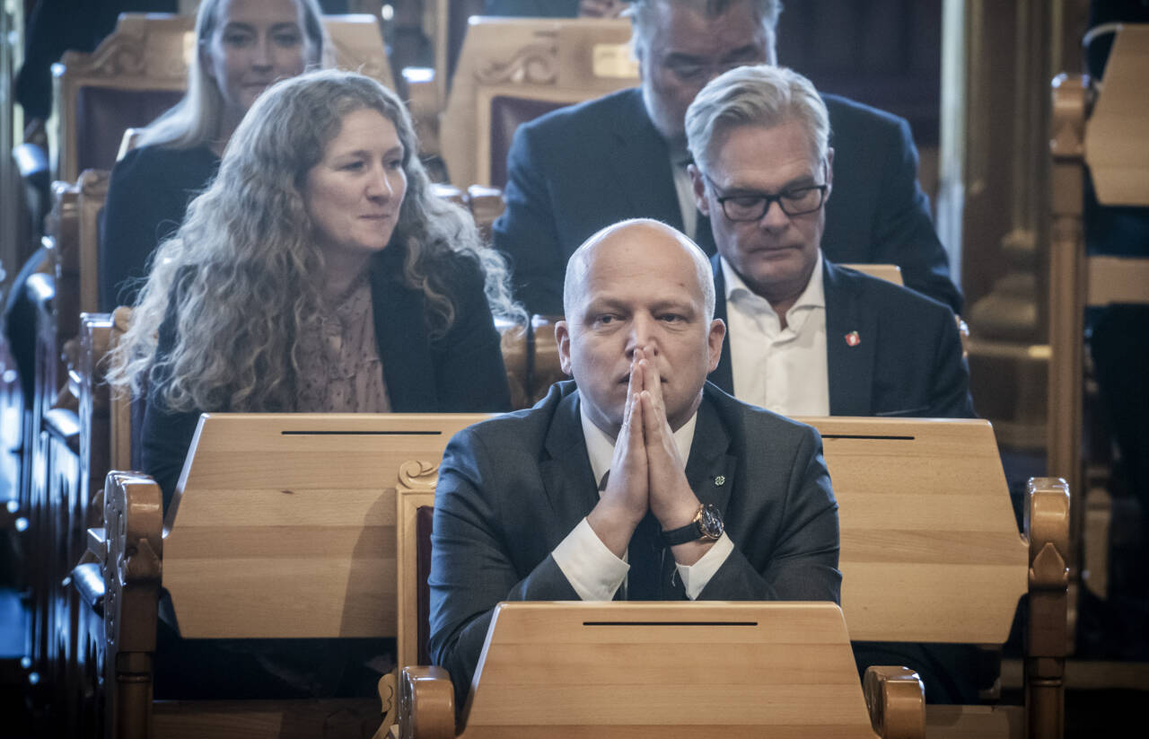 Finansminister Trygve Slagsvold Vedum vil øke bostøtten for å hjelpe folk med de høye strømprisene. Foto: Ole Berg-Rusten / NTB