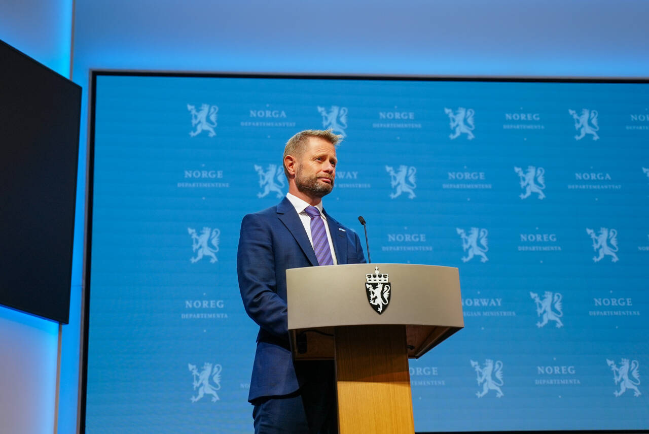 Helse- og omsorgsminister Bent Høie under onsdagens pressekonferanse om koronasituasjonen. Foto: Ali Zare / NTB