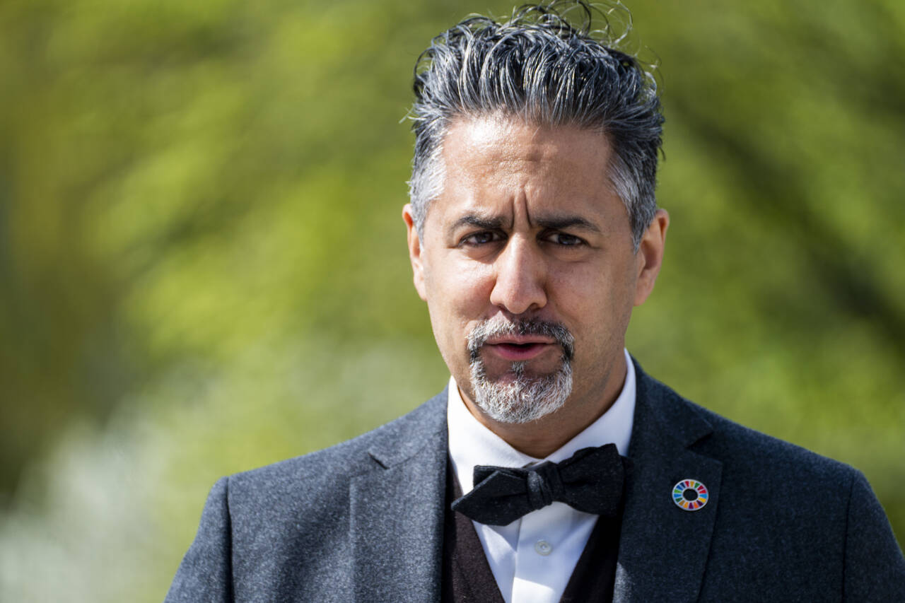 Kulturminister Abid Raja forlenger ordningene til kultursektoren. Foto: Terje Pedersen / NTB