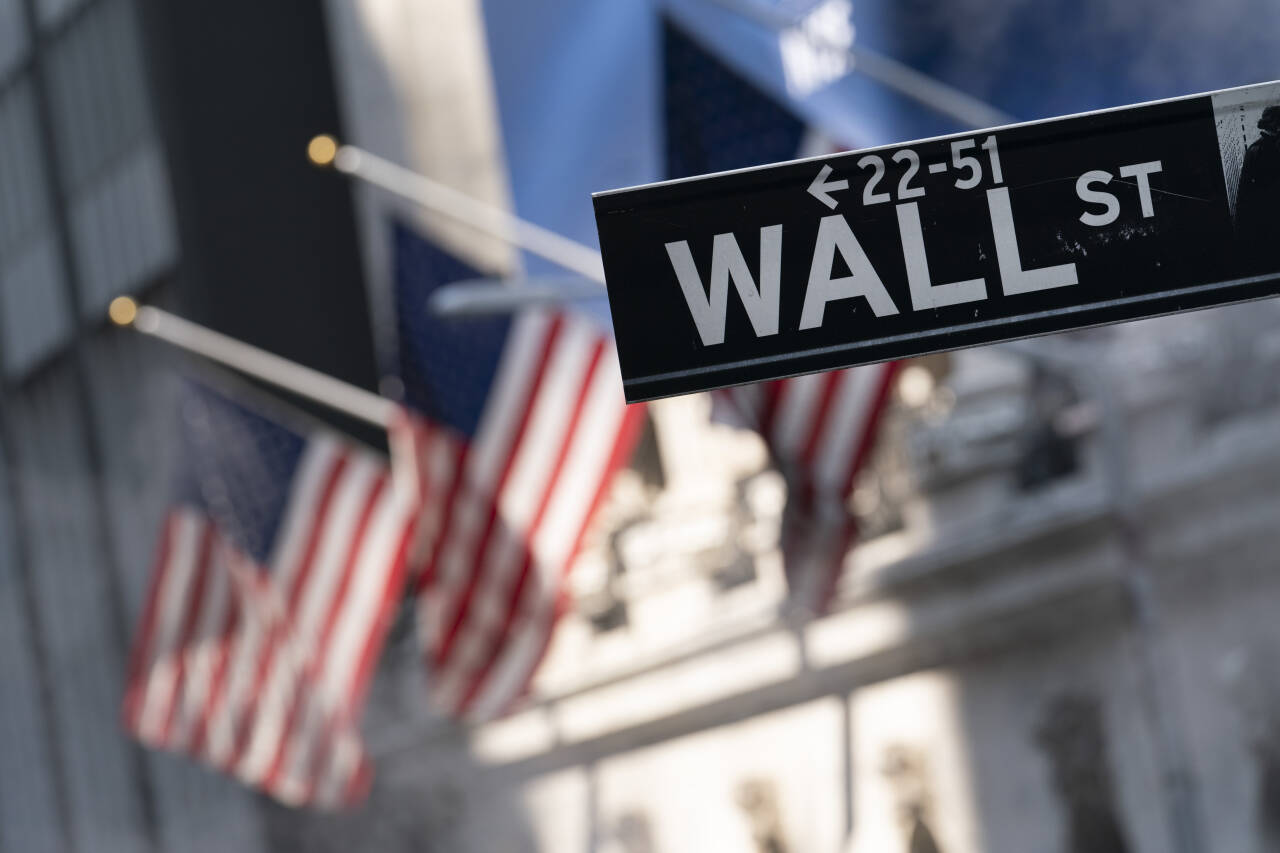 Wall Street-børsene faller i likhet med resten av verdens børser. Foto: Mark Lennihan / AP / NTB