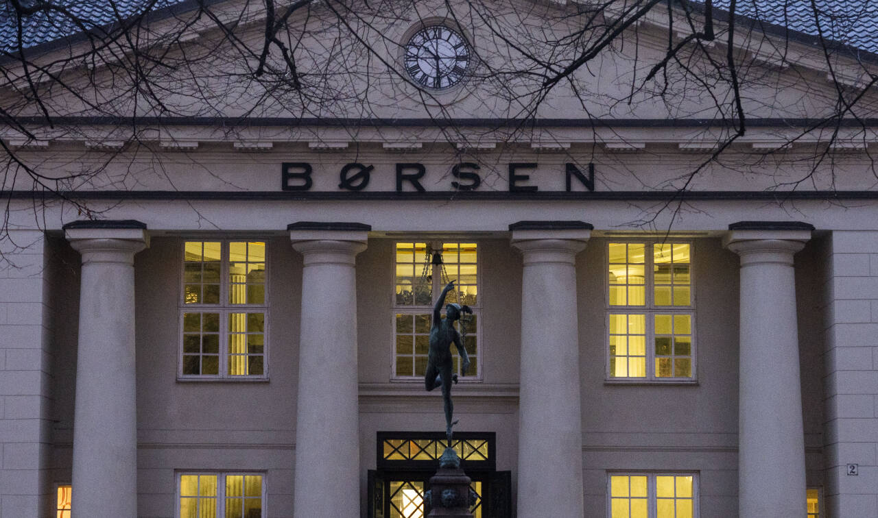 Hovedindeksen på Oslo Børs sluttet ned mandag. Foto: Erik Johansen / NTB