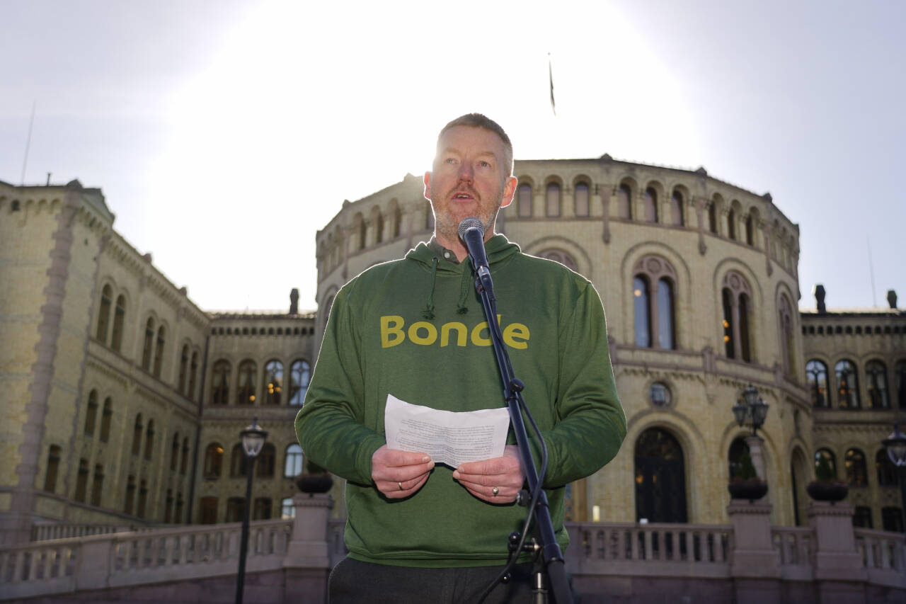 Leder i Norges Bondelag, Bjørn Gimming, holdt appell på Norges Bondelags tradisjonsrike politikerfrokost foran Stortinget onsdag.Foto: Heiko Junge / NTB