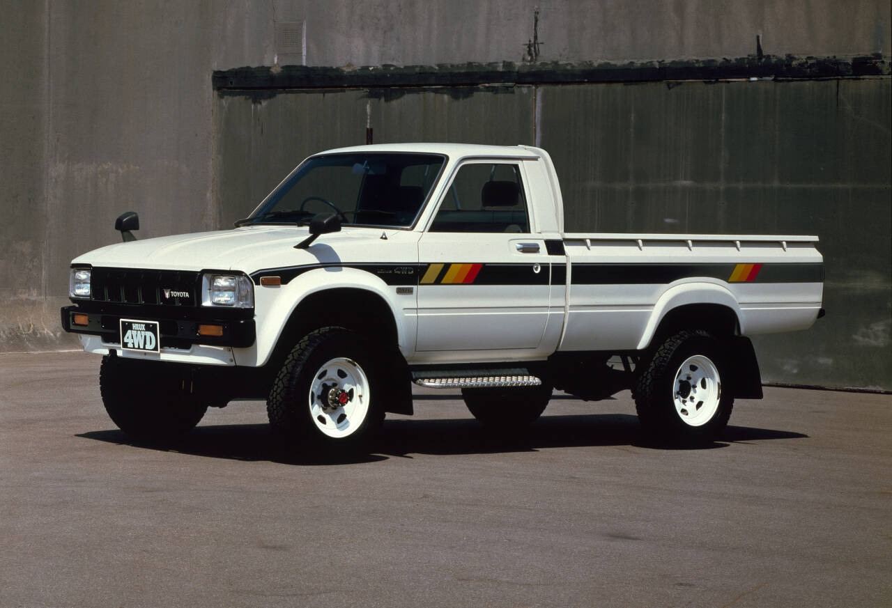 AUTENTISK: En arbeidshest som Toyota Hilux har i dag en nostalgisk autentisitet som gjør at bilen blir attraktiv, ifølge Hagerty. Foto: Produsenten