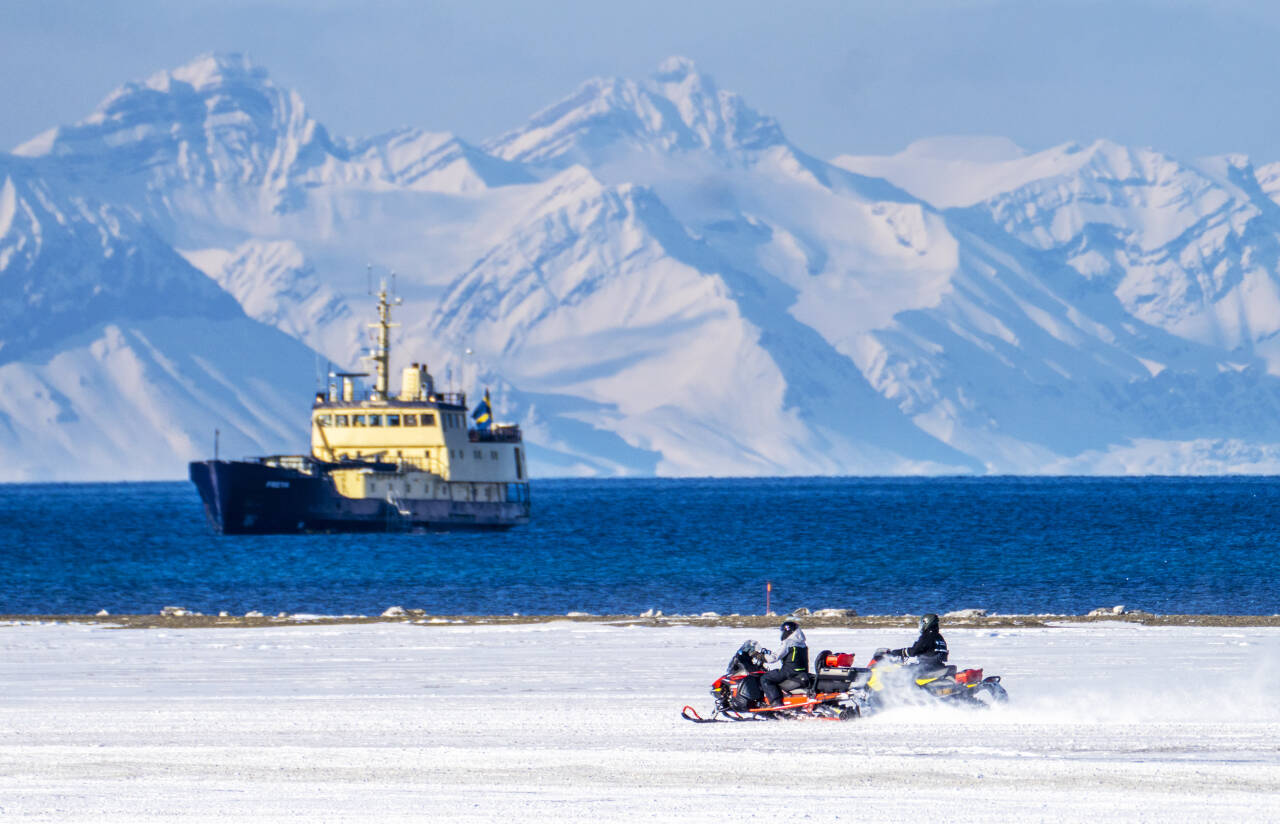 Utenriksdepartementet har innvilget deler av en søknad fra Russland om å gjennomføre et forskningstokt. Russland nektes å gjennomføre den delen av forskningstoktet som skulle finne sted ved territorialfarvannet til Svalbard (bildet). Illustrasjonsfoto: Ole Berg-Rusten / NTB