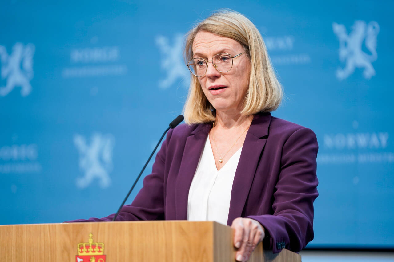 Utenriksminister Anniken Huitfeldt sier at Norge fortsatt har kontakt med Taliban. Foto: Terje Pedersen / NTB