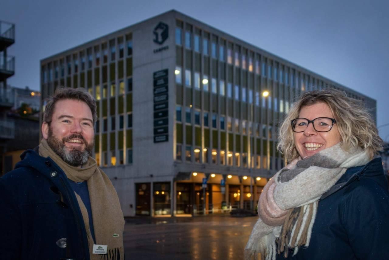 Roland Mauseth og Elin Kanck Lorentzen skal leie arbeidet med å styrke utviklings- og innovasjonsmiljøet i Kristiansund. Foto: Møre og Romsdal fylkeskommune