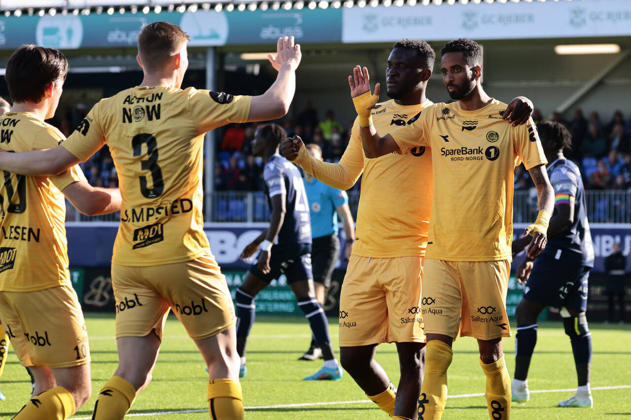 Amahl Pellegrino (t.h) ble den store helten da Bodø/Glimt slo Kristiansund i Eliteserien lørdag.Foto: Geir Olsen / NTB