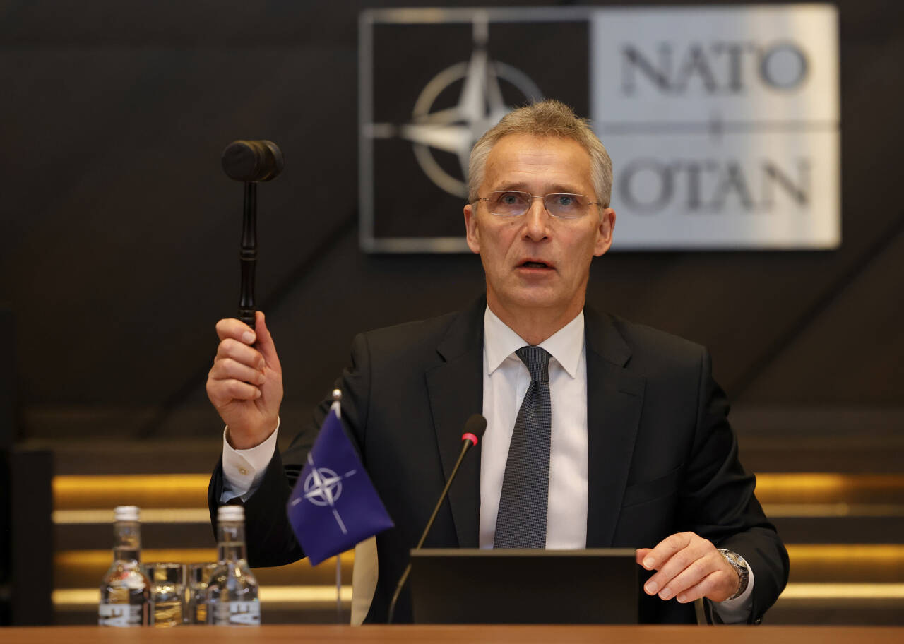 Dersom Sverige vil bli medlem av Nato, kan søknadsprosessen gå fort, sier alliansens generalsekretær Jens Stoltenberg. Foto: Olivier Matthys / AP / NTB