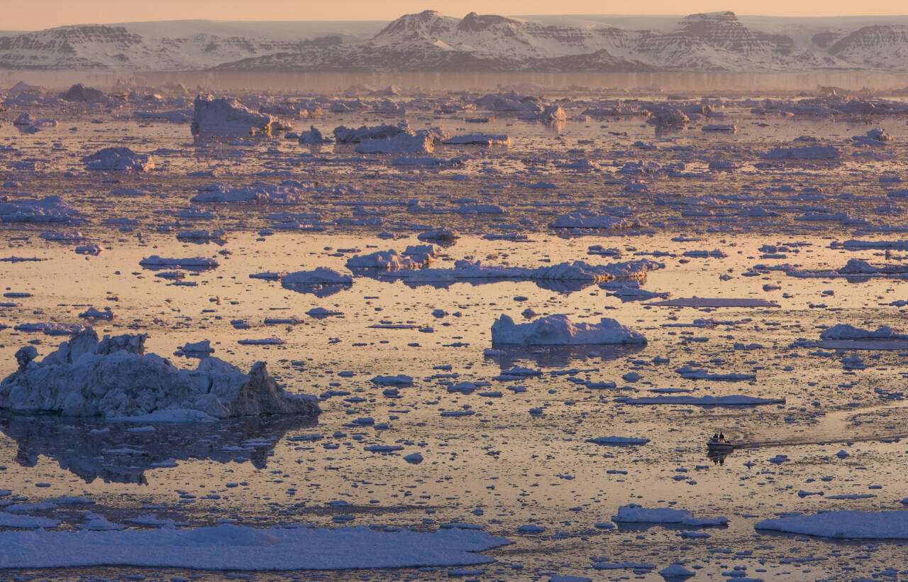 Europas isbreer minket med gjennomsnittlig 30 meters tykkelse fra 1997 til 2021, og Grønlandsisen smeltet betydelig, ifølge rapporten fra Verdens meteorologiorganisasjon (WMO) og EUs Copernicus-program. Foto: Jan-Morten Bjørnbakk / NTB