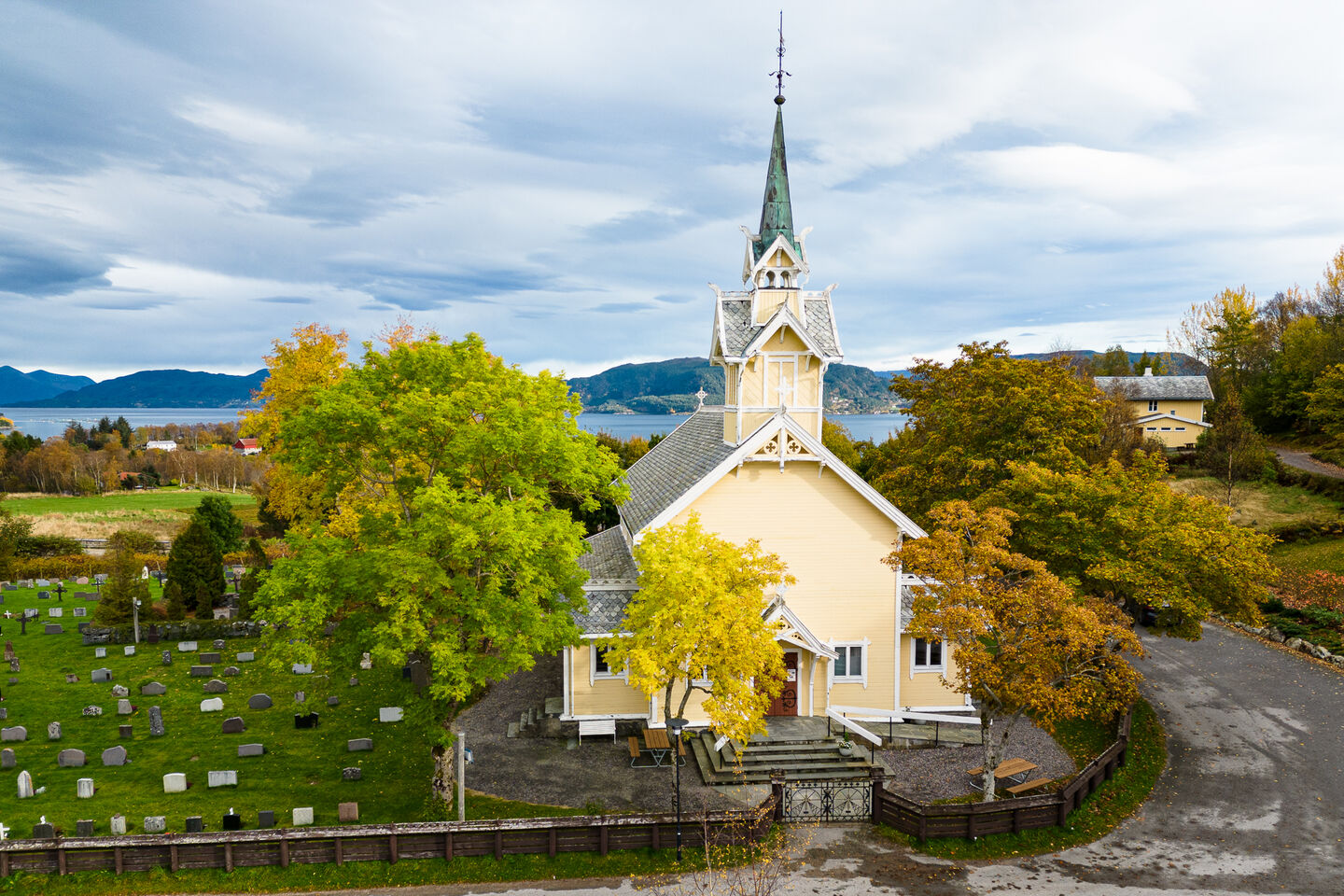 Frei kirke. Dronefoto: Steinar Melby / NettStudio
