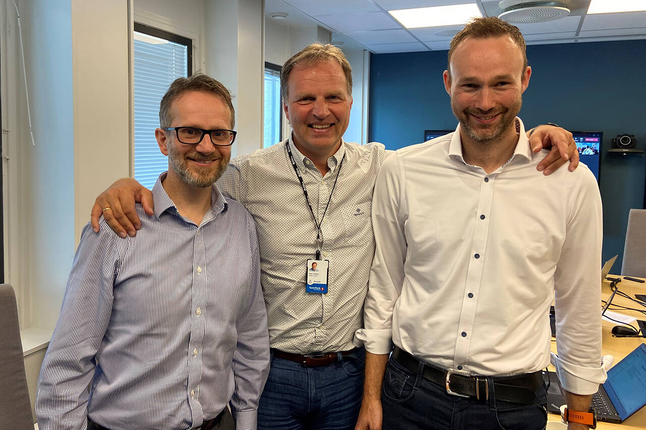 Fra venstre: Einar Bergem, Allan Troelsen og Jostein Kvendset. Foto: Sparebank 1 Nordmøre