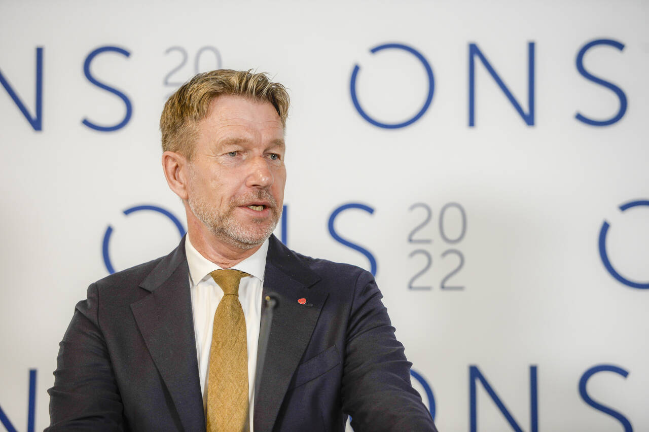 Olje- og energiminister Terje Aasland (Ap) gleder seg over årets TFO-søkerliste. Tidligere i september var han på ONS, den såkalte «oljemessa» i Stavanger. Arkivfoto: Carina Johansen / NTB