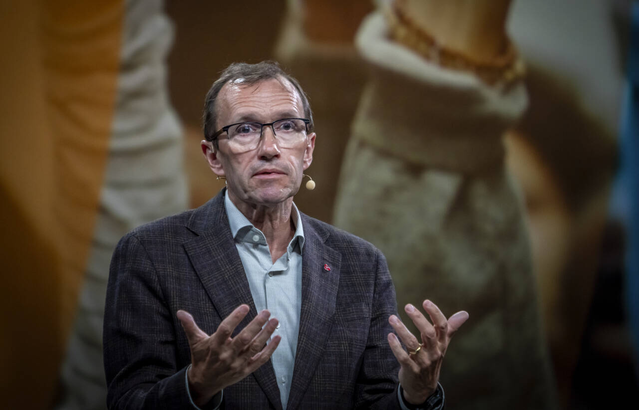 Espen Barth Eide, klima- og miljøminister (Ap) synes motstanden mot vindkraft har fått for langt den siste tiden.Foto: Ole Berg-Rusten / NTB