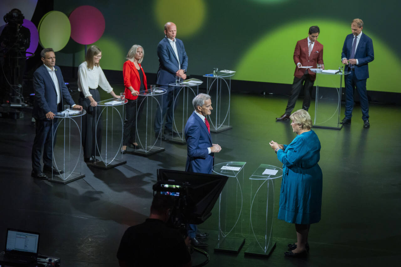 De politiske partienes totale inntekter var på 724 millioner kroner i fjor. Bildet er fra partilederdebatten i Arendal i forrige uke. Foto: Heiko Junge / NTB