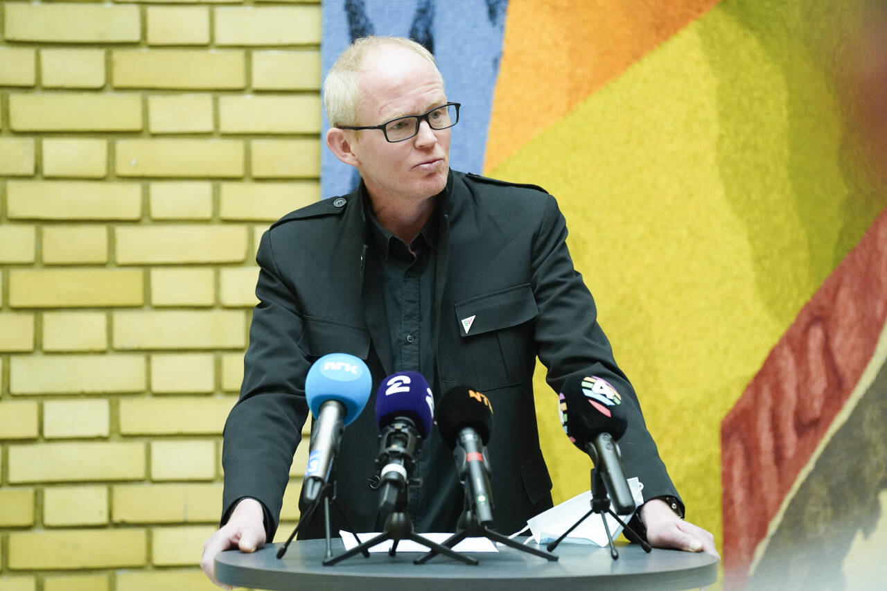 SVs Lars Haltbrekken varsler kamp mot regjeringens forslag om å utvide arealene for oljeleting. Foto: Lise Åserud / NTB