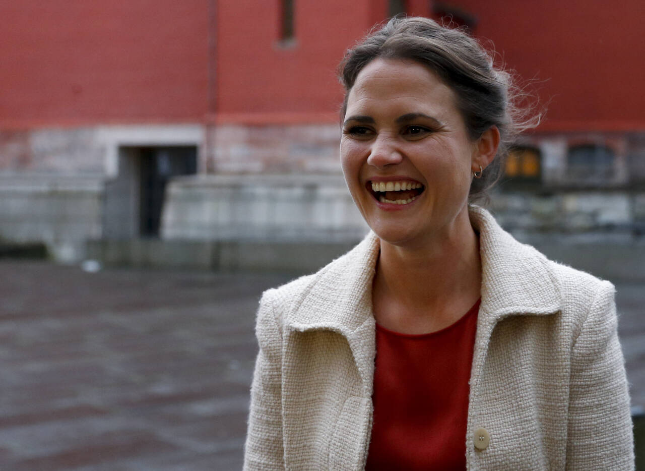 Stavanger-ordfører Kari Nessa Nordtun leder Arbeiderpartiets interne strømutvalg. Hun mener Norge må tørre å utfordre EØS-reglene på strøm. Foto: Jan Kåre Ness / NTB