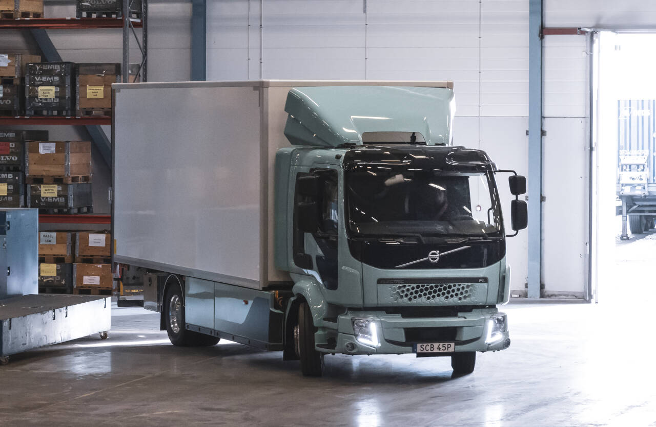 DIGERT BATTERI: Volvo Trucks kan levere lastebiler med batteripakker som gir mer en fem ganger mer energi enn noen personbil. Foto: Produsenten