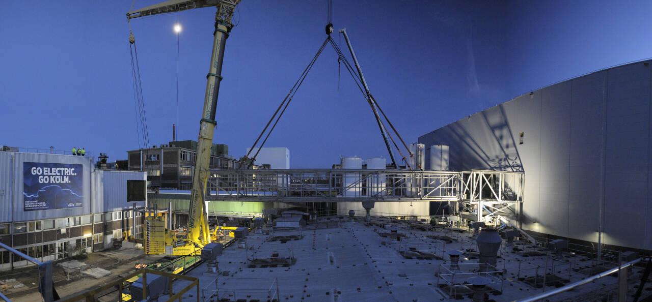 TOTALRENOVERT: Fords fabrikk i Köln er bygget om og skal være karbonnøytral. Foto: Produsenten