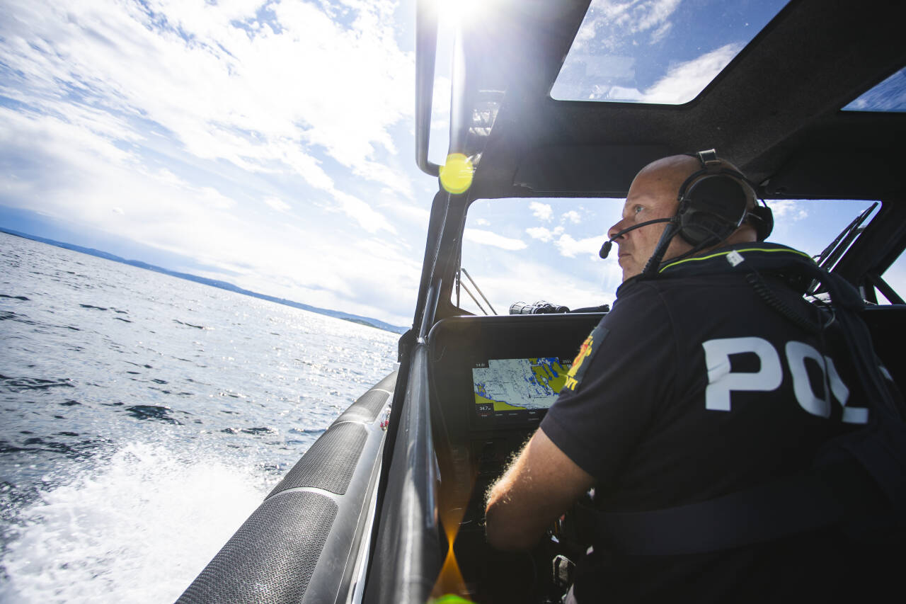Terje har jobbet i sjøtjenesten til Oslo politidistrikt i 27 år. Foto: Frederik Ringnes / NTB