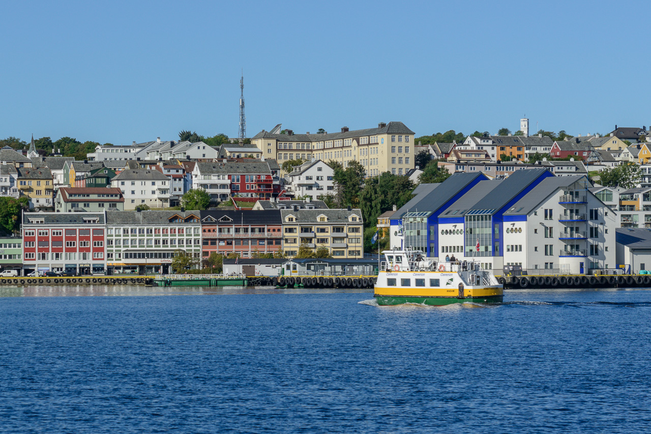 Sundbåten «Angvik» på havna. Foto: Kurt Helge Røsand / KSU.NO