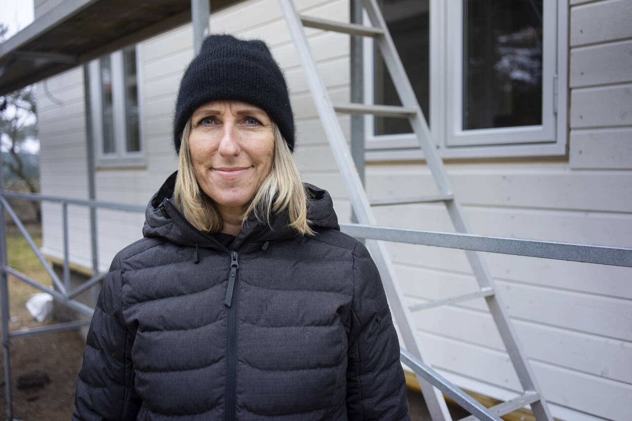 BEKYMRET: 330 000 nordmenn oppgir at de ikke har råd til å vedlikeholde boligen sin. – En bekymringsverdig utvikling, mener skadeforebygger Therese Hofstad-Nielsen i Fremtind.