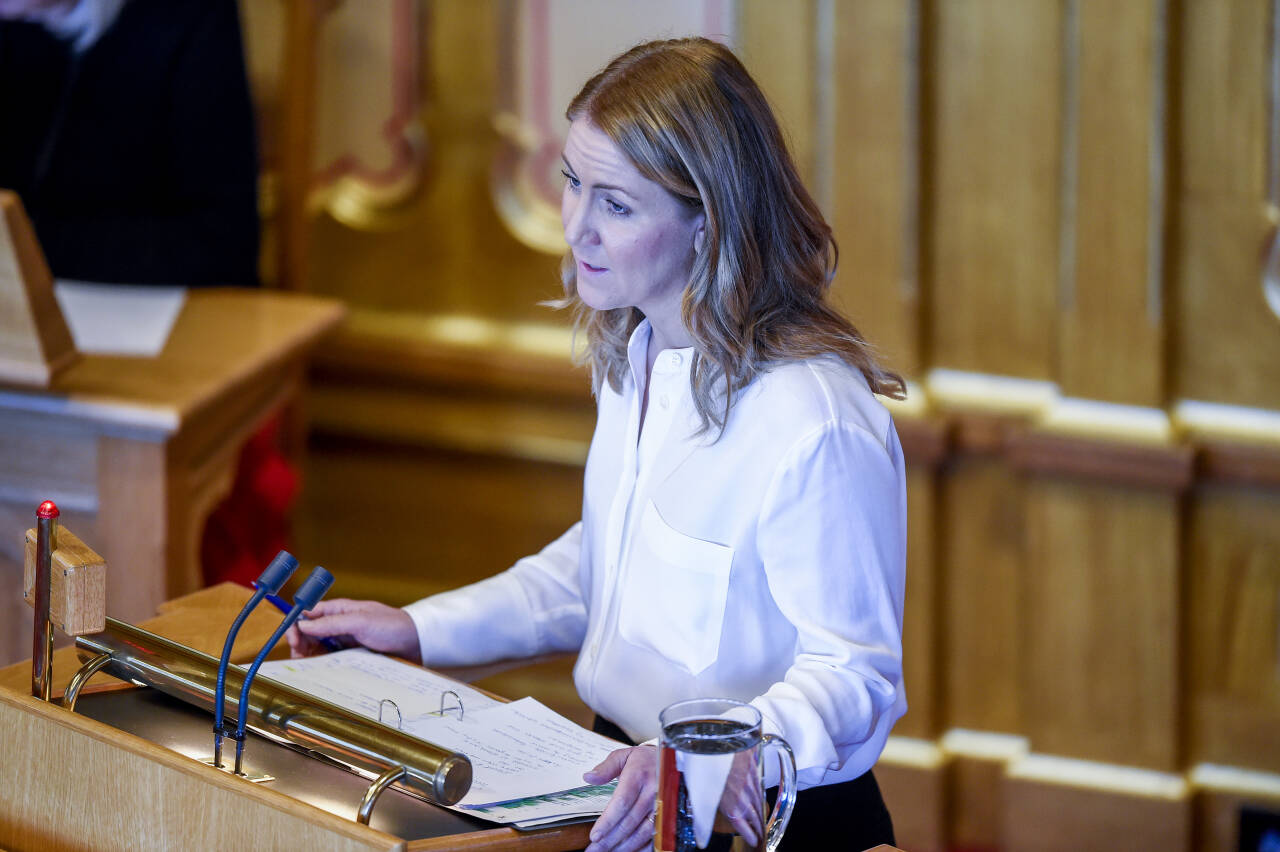 Tirsdag bekrefter Troms Arbeiderpartis leder, Nils Ole Fosshaug at Tonje Brenna ønskes som partiets nye nestleder. Foto: Annika Byrde / NTB