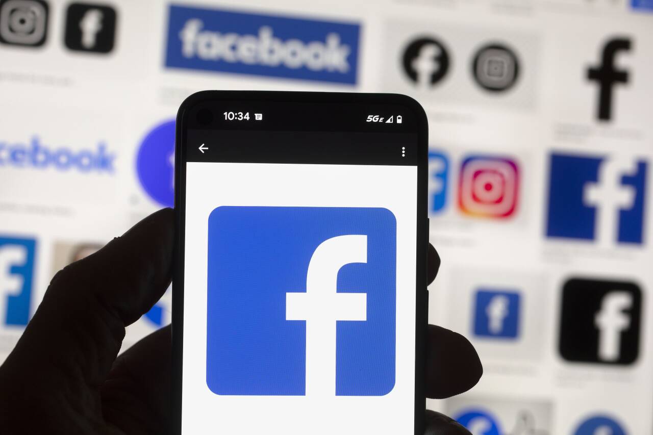 Facebook-eier Meta er blant IT-gigantene som går sammen om et program for å bekjempe utnytting og overgrep mot barn på tvers av ulike plattformer og tjenester. Foto: Michael Dwyer / AP / NTB