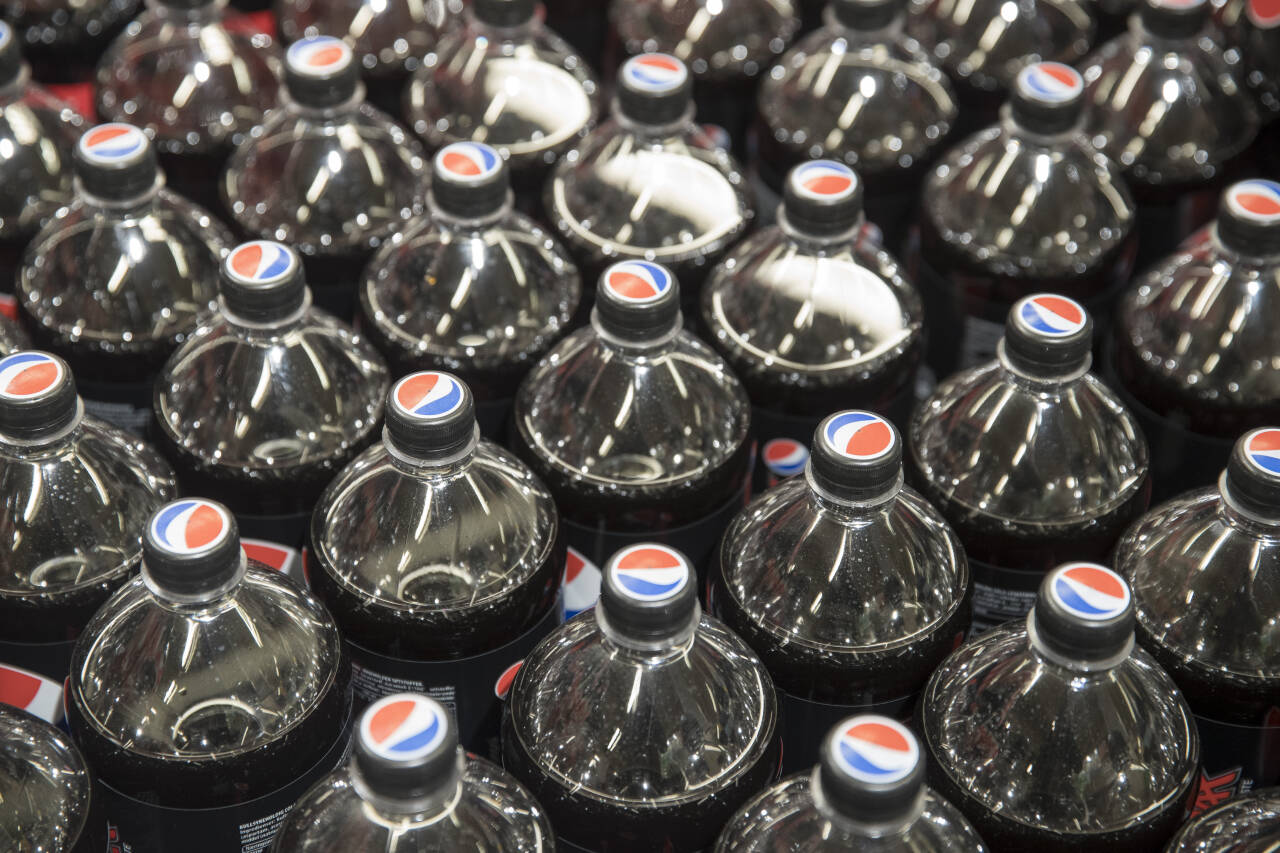 Fra 20. november vil Pepsi Max få nye korker. Foto: Terje Pedersen / NTB