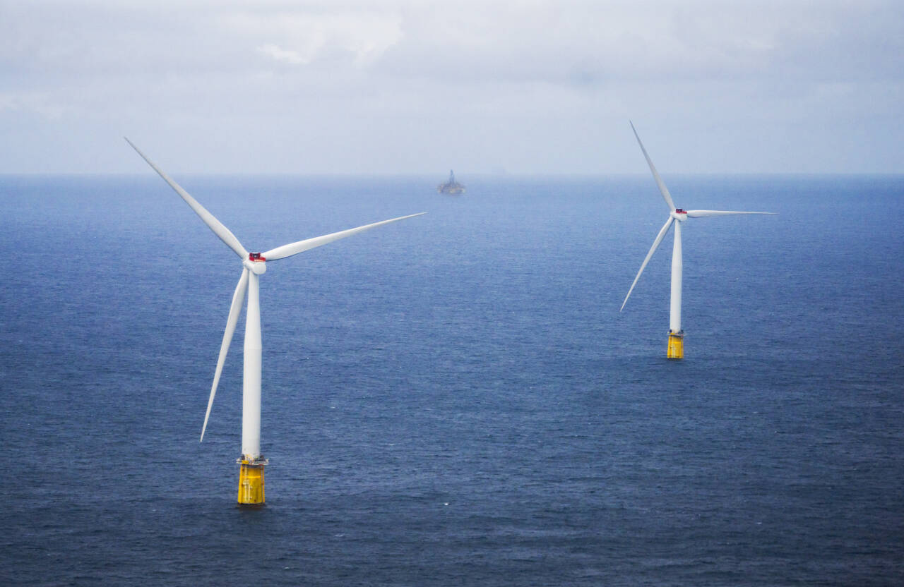 Sju aktører har søkt om å delta i auksjon om prosjektområde for havvind i Sørlige Nordsjø II. Her fra den flytende havvindparken Hywind Tampen. Foto: Ole Berg-Rusten / NTB