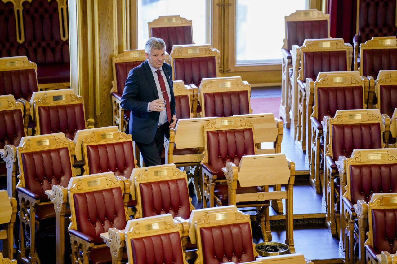 Fiskeri- og havminister Bjørnar Skjæran (Ap) går av. Foto: Stian Lysberg Solum / NTB