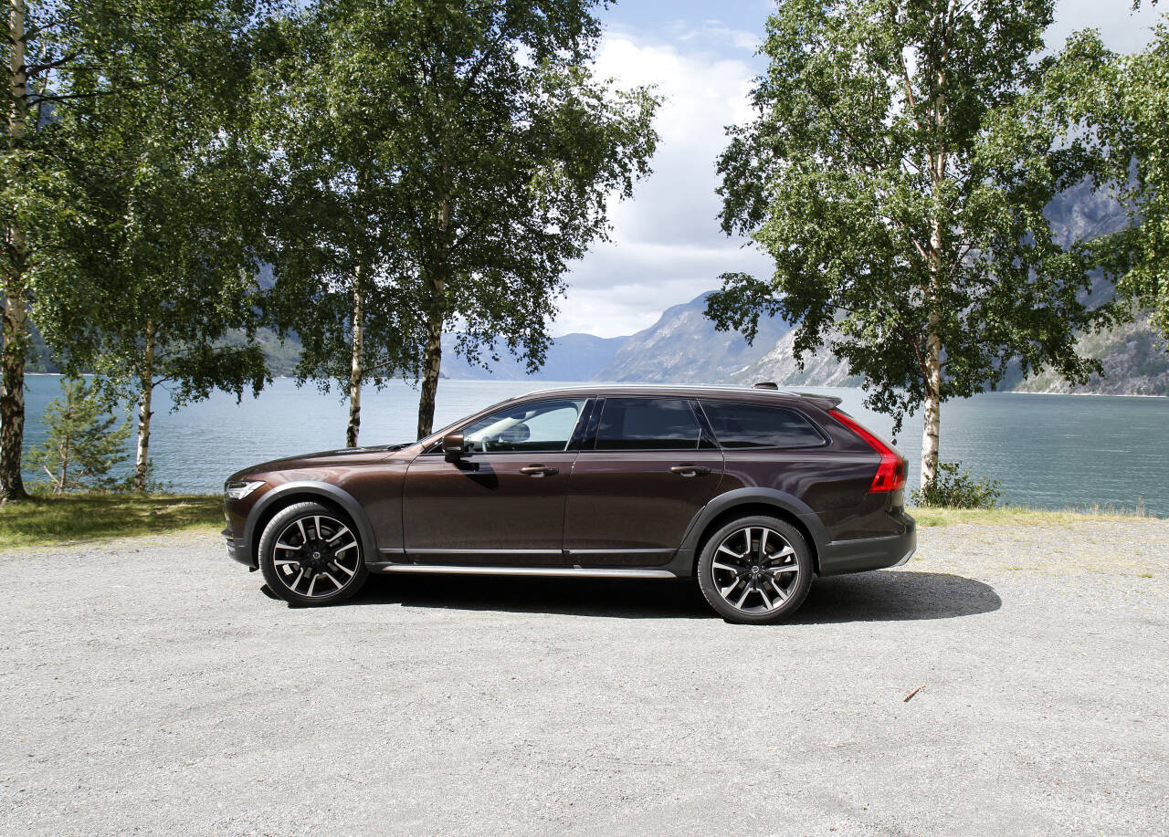 SVENSK FAVORITT: Volvo lager de peneste bilene, ifølge svenskene. Foto: Morten Abrahamsen / NTB