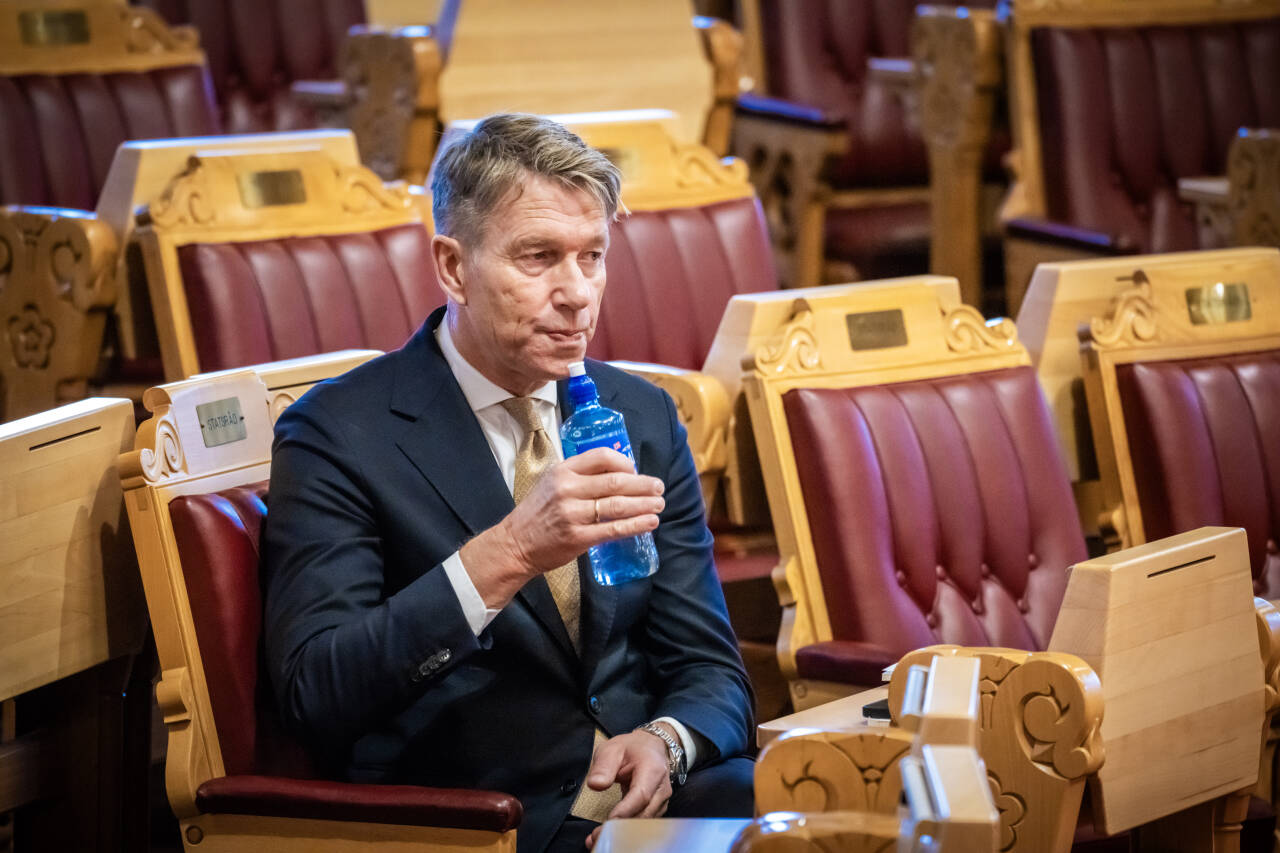 Olje- og energiminister Terje Aasland (Ap) under den muntlige spørretimen i Stortinget onsdag. Foto: Ole Berg-Rusten / NTB