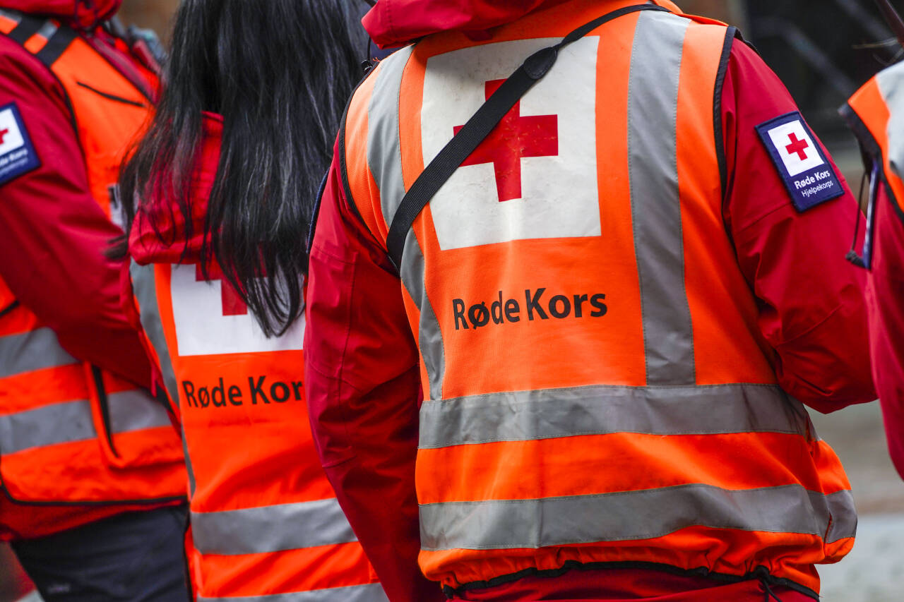 Oslo 20220408. Røde Kors logoer under åpningen av påskesentralen til Røde Kors sine lokaler i Oslo fredag. Foto: Lise Åserud / NTB