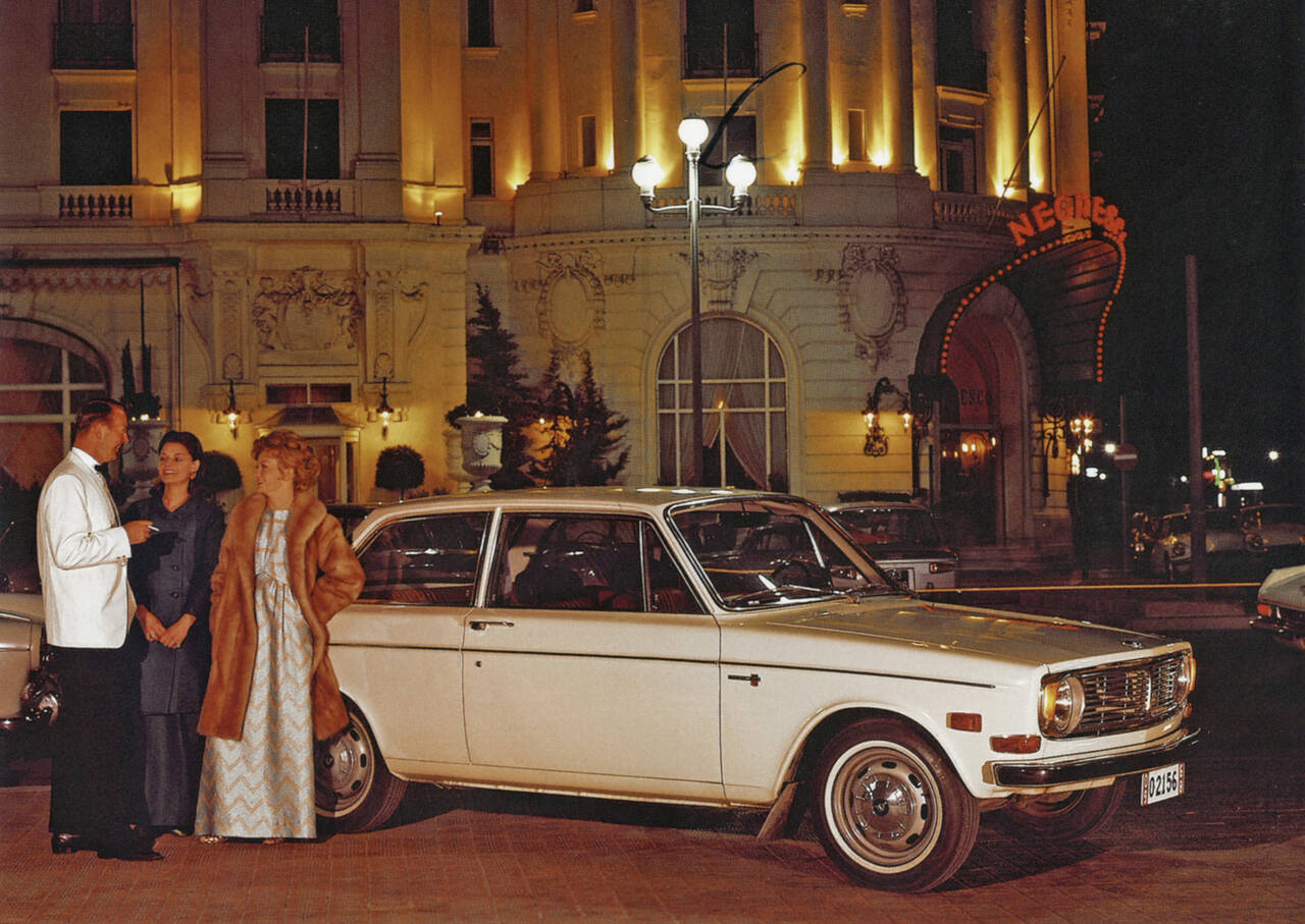 Volvo 142 1969 modell fotografert i Nice. (Reklamebilde fra Volvo)