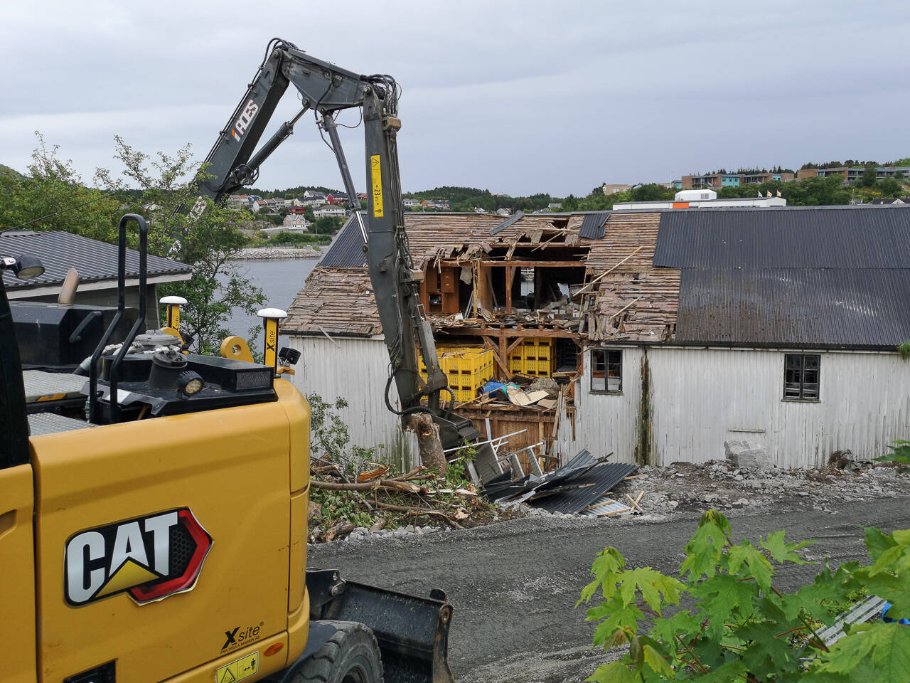 Rivearbeidet har begynt. Foto: Kurt Helge Røsand / KSU.NO