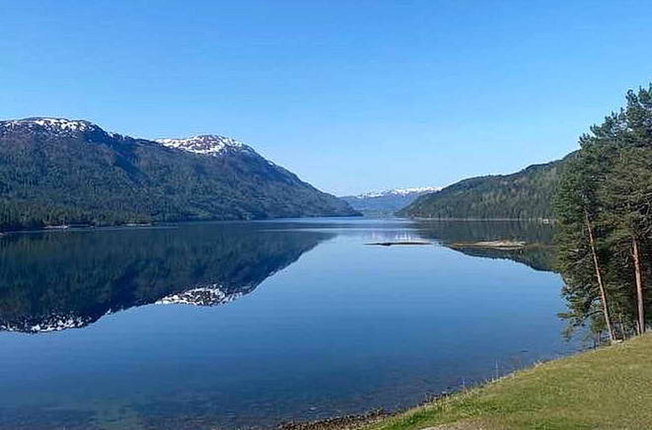 Kva med ein tur på idylliske Åsskardfjorden? Foto: Eva Jorid Svendsen