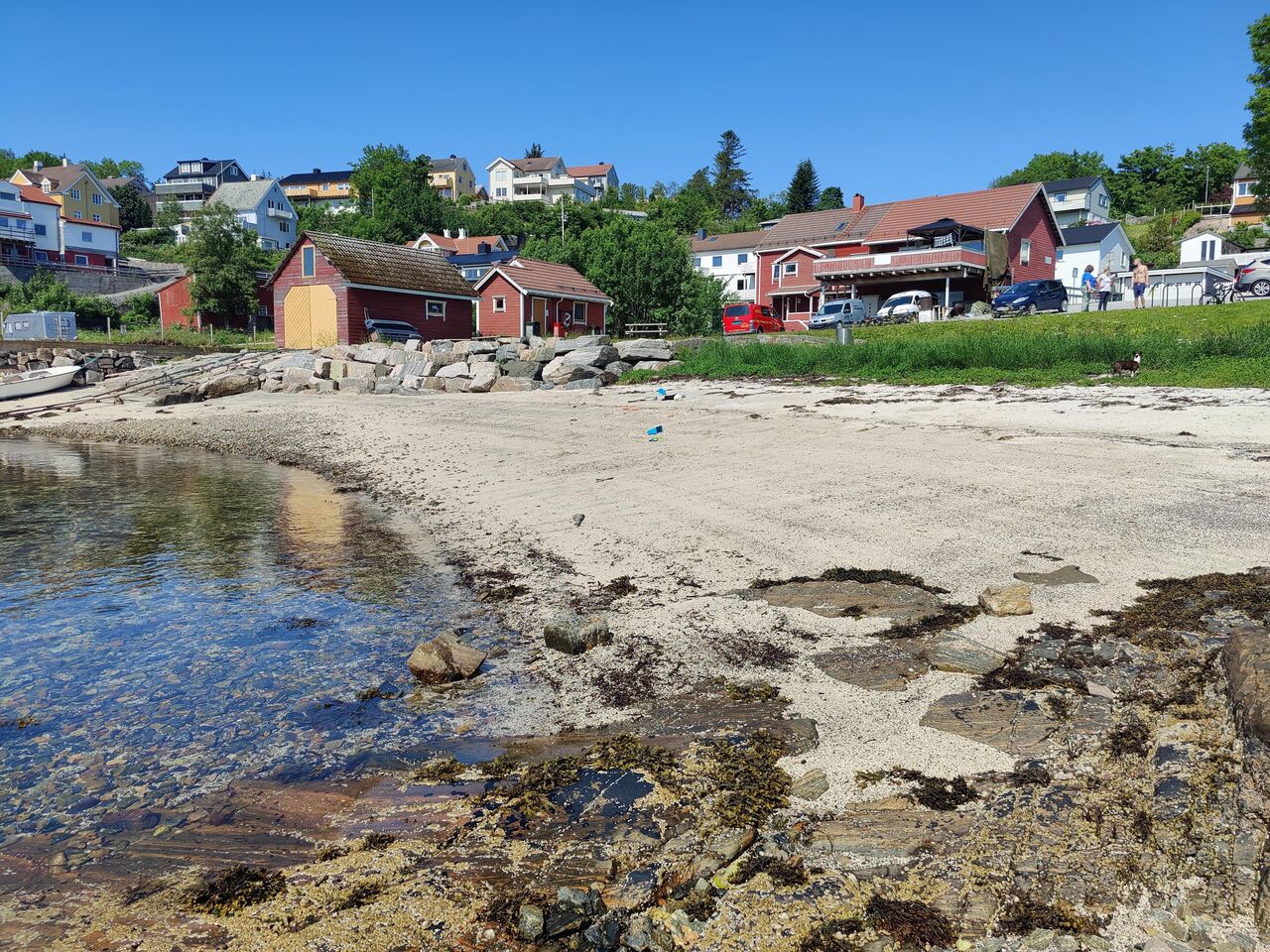 Badestranda Barnebasen på Nordlandet i Kristiansund. Foto: Kristiansund kommune