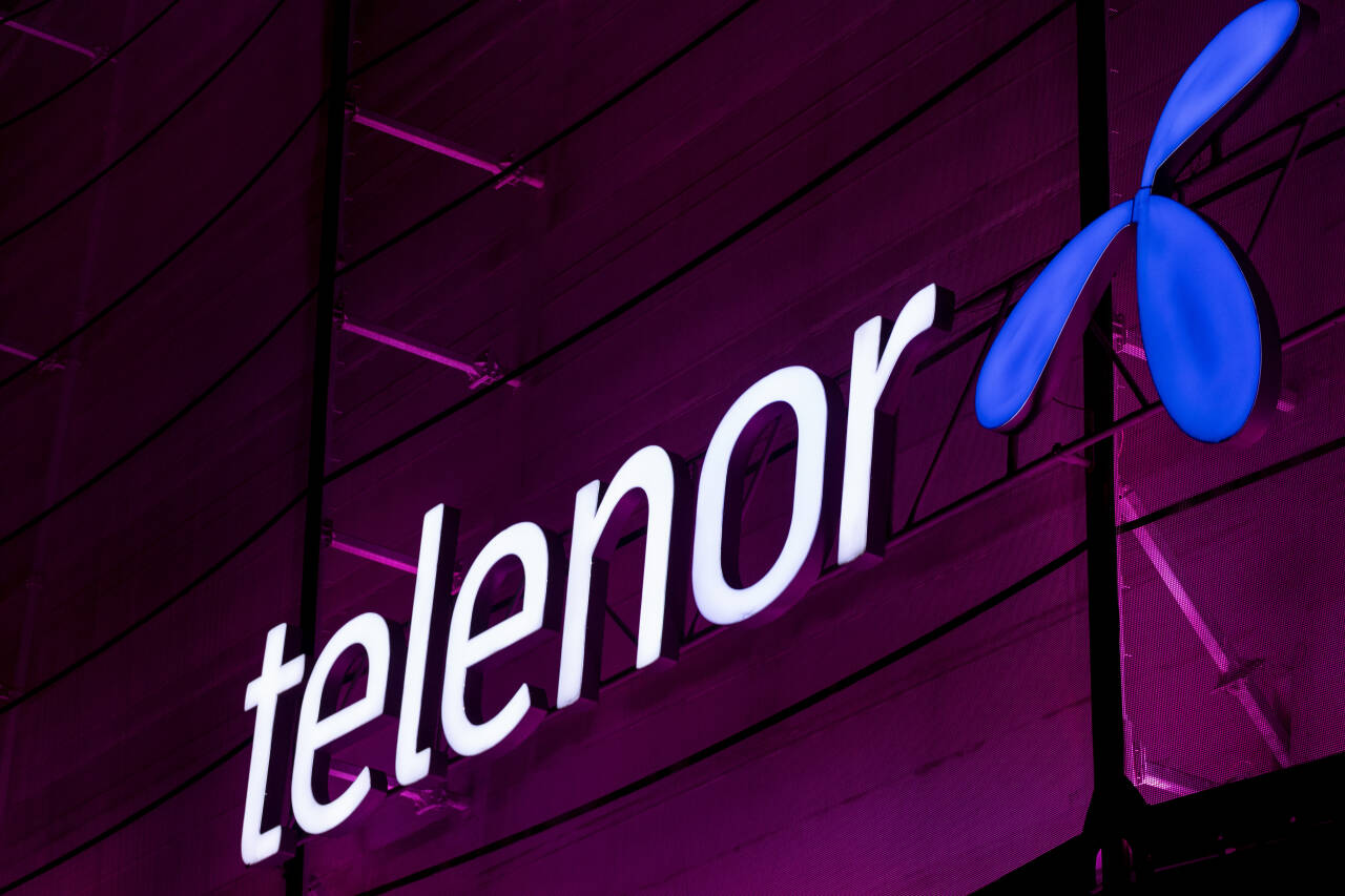 Norske Telenor-kunder betaler mer enn de svenske kundene. Foto: Frederik Ringnes / NTB