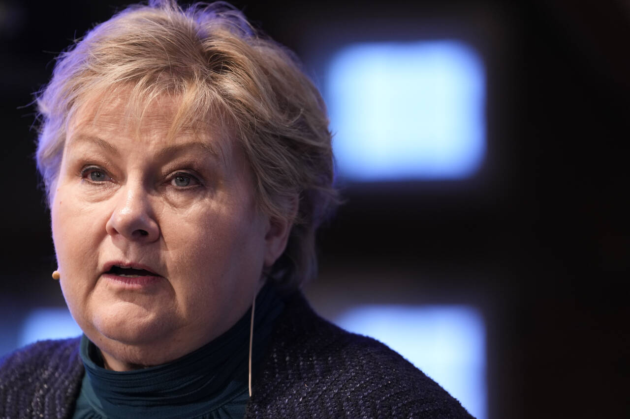 Høyre-leder Erna Solberg vil ha ro rundt fylkene nå. to: Javad Parsa / NTB