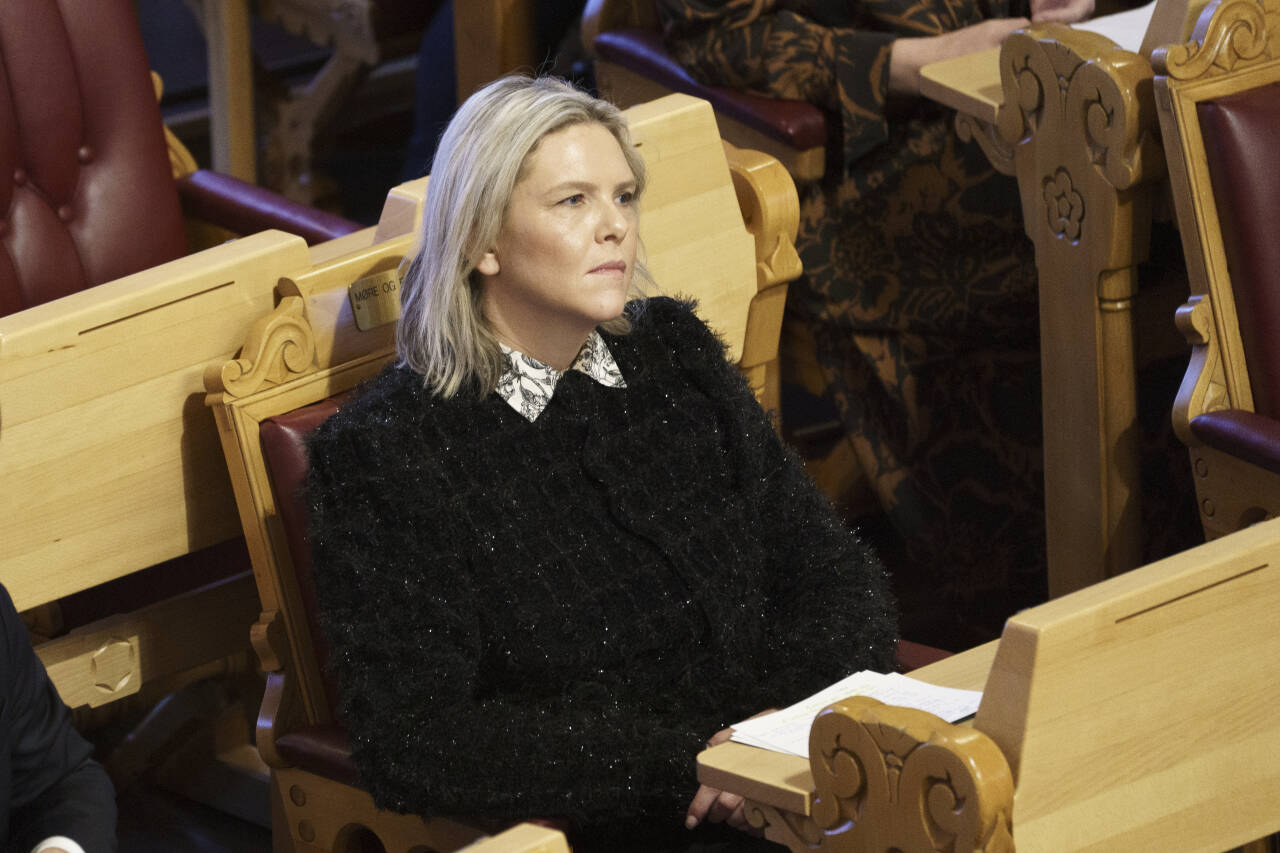 Frp-leder Sylvi Listhaug, som selv er utdannet adjunkt, sier til Aftenposten at lærernes myndighet i klasserommet må gjenreises. Foto: Cornelius Poppe / NTB