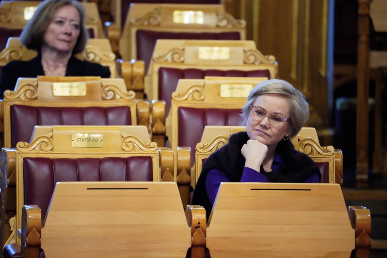 Helse- og omsorgsminister Ingvild Kjerkol kaller påstander om at hun har funnet opp informanter for «absurde». Foto: Ole Berg-Rusten / NTB