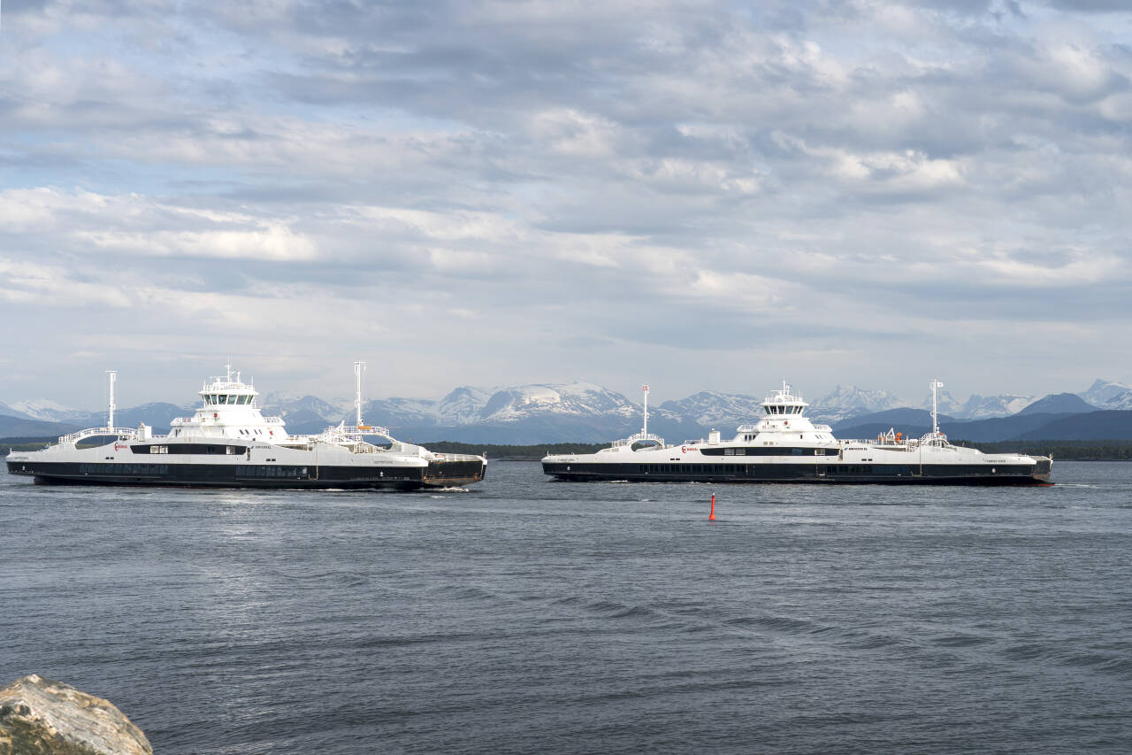 Sambandet Molde – Vestnes var blant de 33 som kunne ha blitt rammet av streik fra lørdag morgen. Foto: Gorm Kallestad / NTB